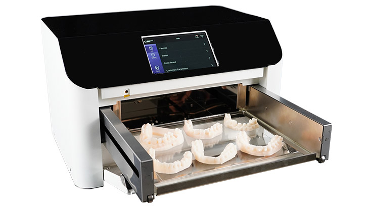 Ackuretta CURIE Plus curing unit opened